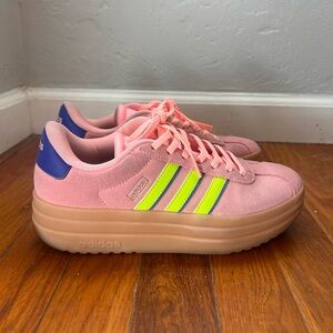 Platform pink suede Adidas w/ neon stripes